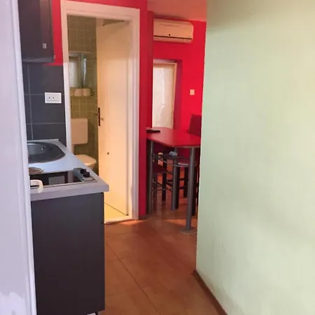Elena Apartment