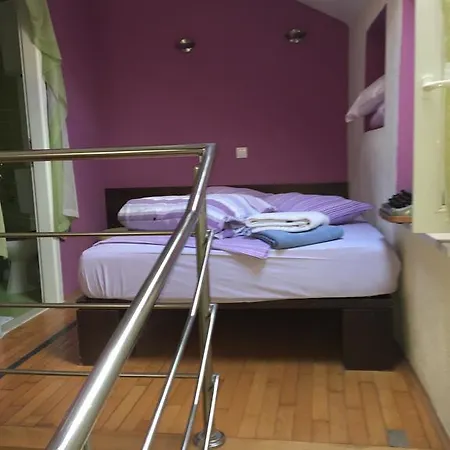 Elena Apartment Split
