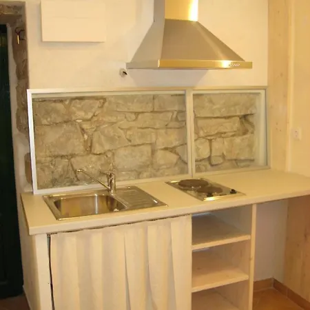 Apartment Elena *