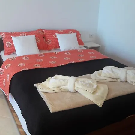 Elena Apartment